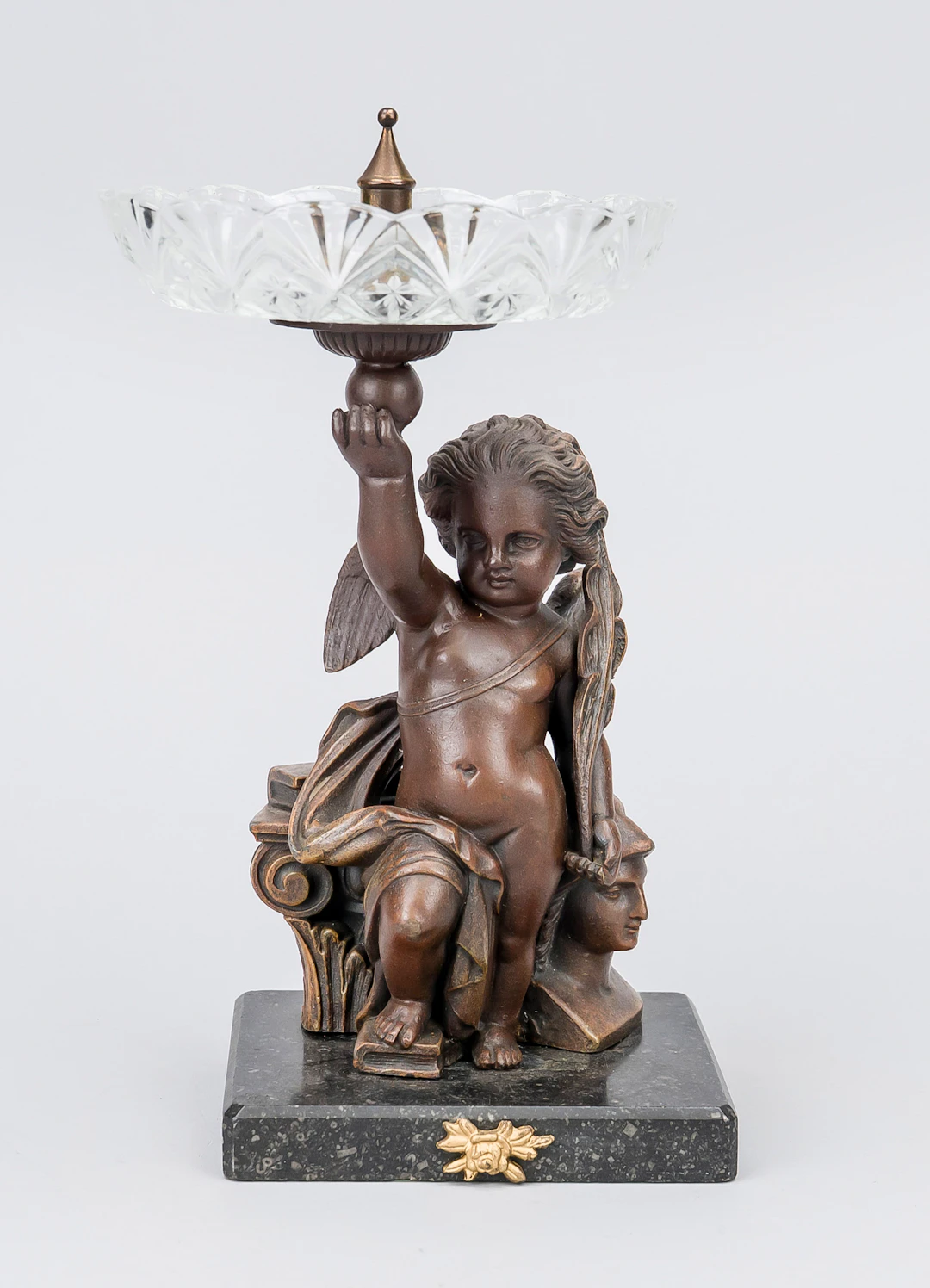 Tafelaufsatz mit Putto, 20. Jh.