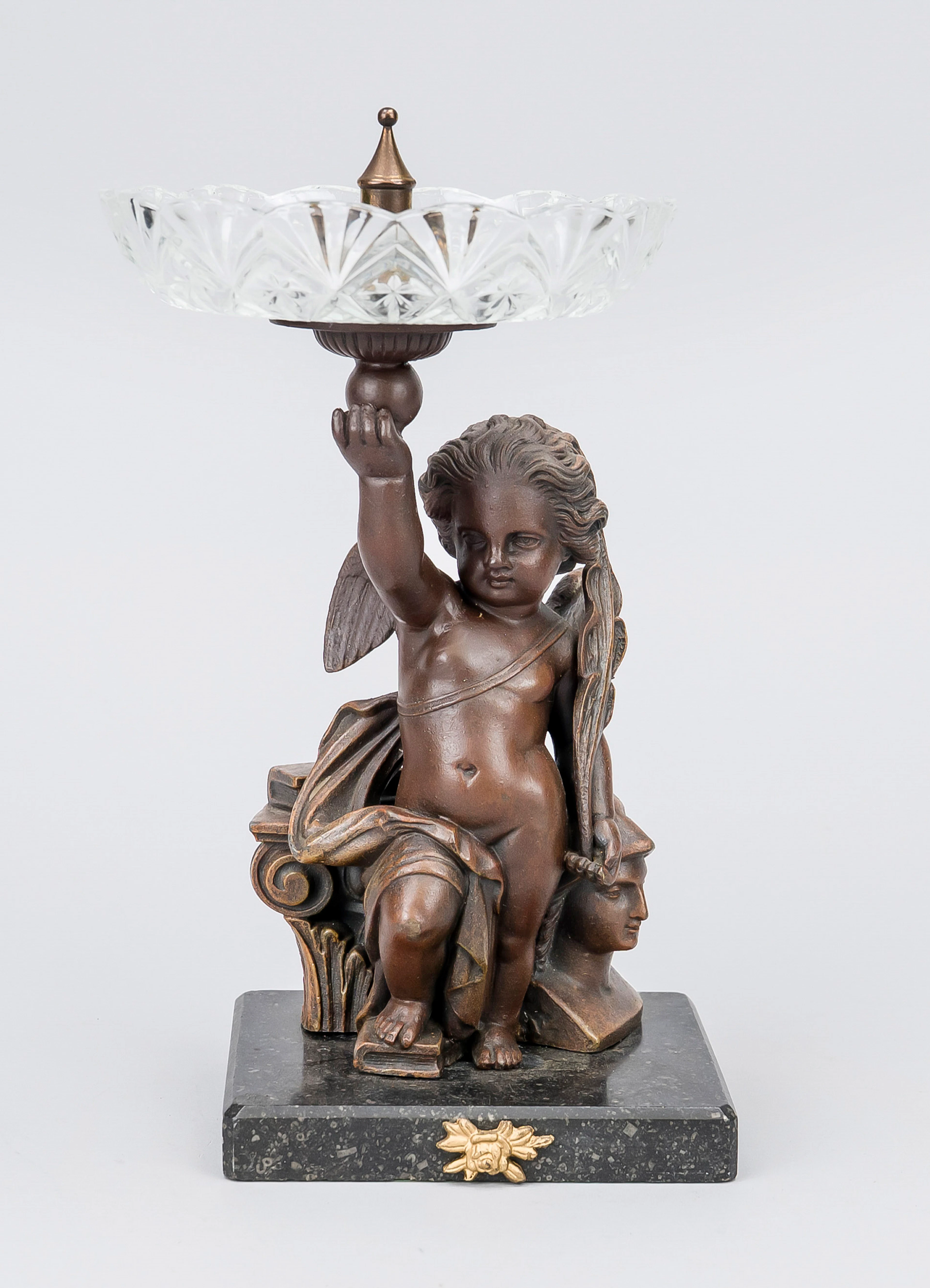 Tafelaufsatz mit Putto, 20. Jh.