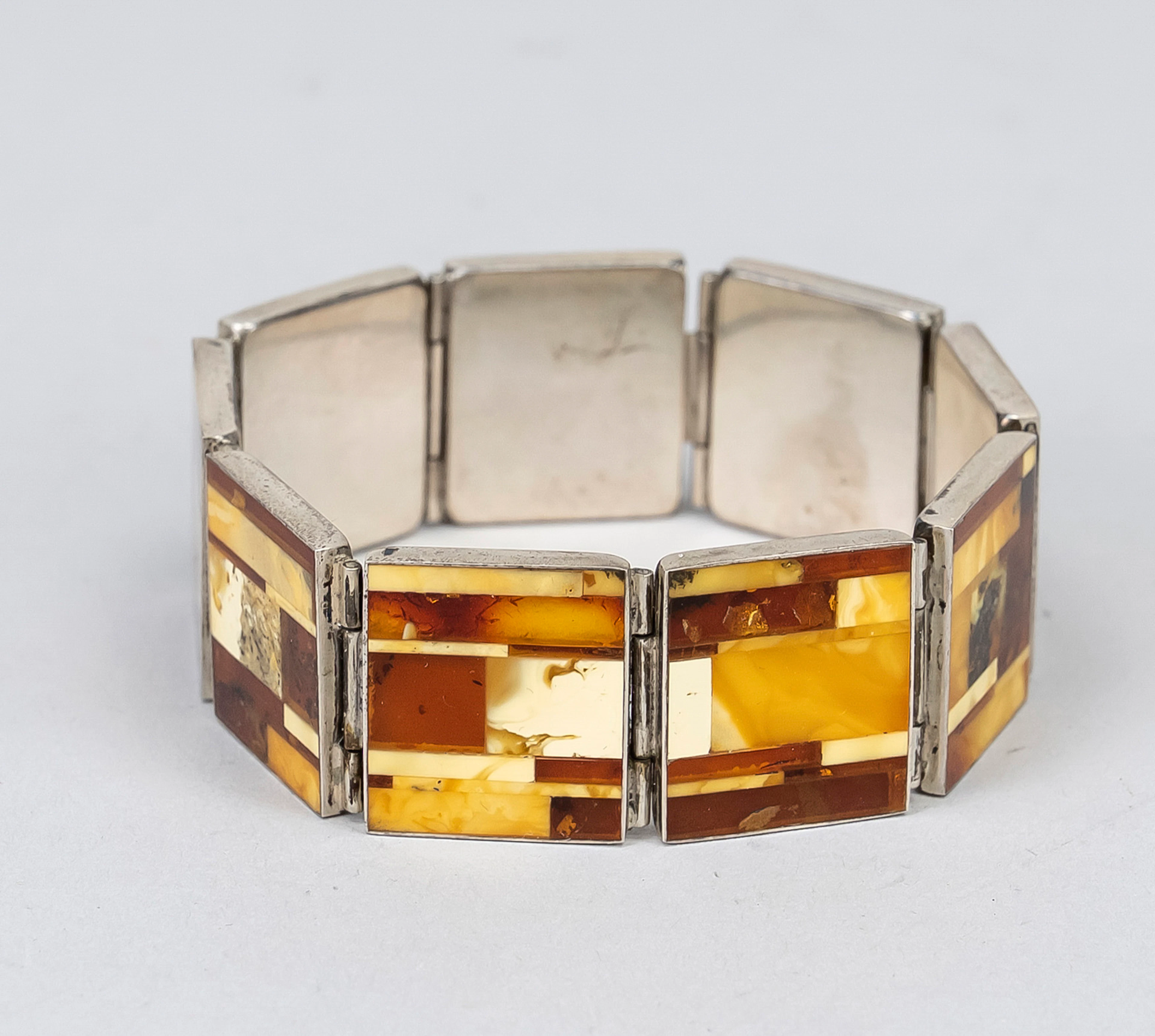 Bernstein-Armband, 2. H. 20. Jh.
