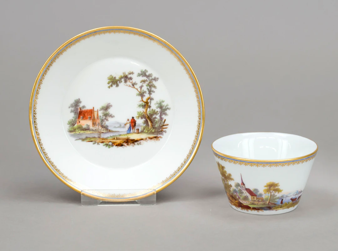 Tasse mit UT, KPM Berlin, um 178