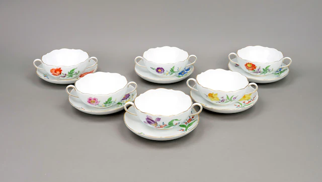 6 Suppentassen mit UT, Meissen, M