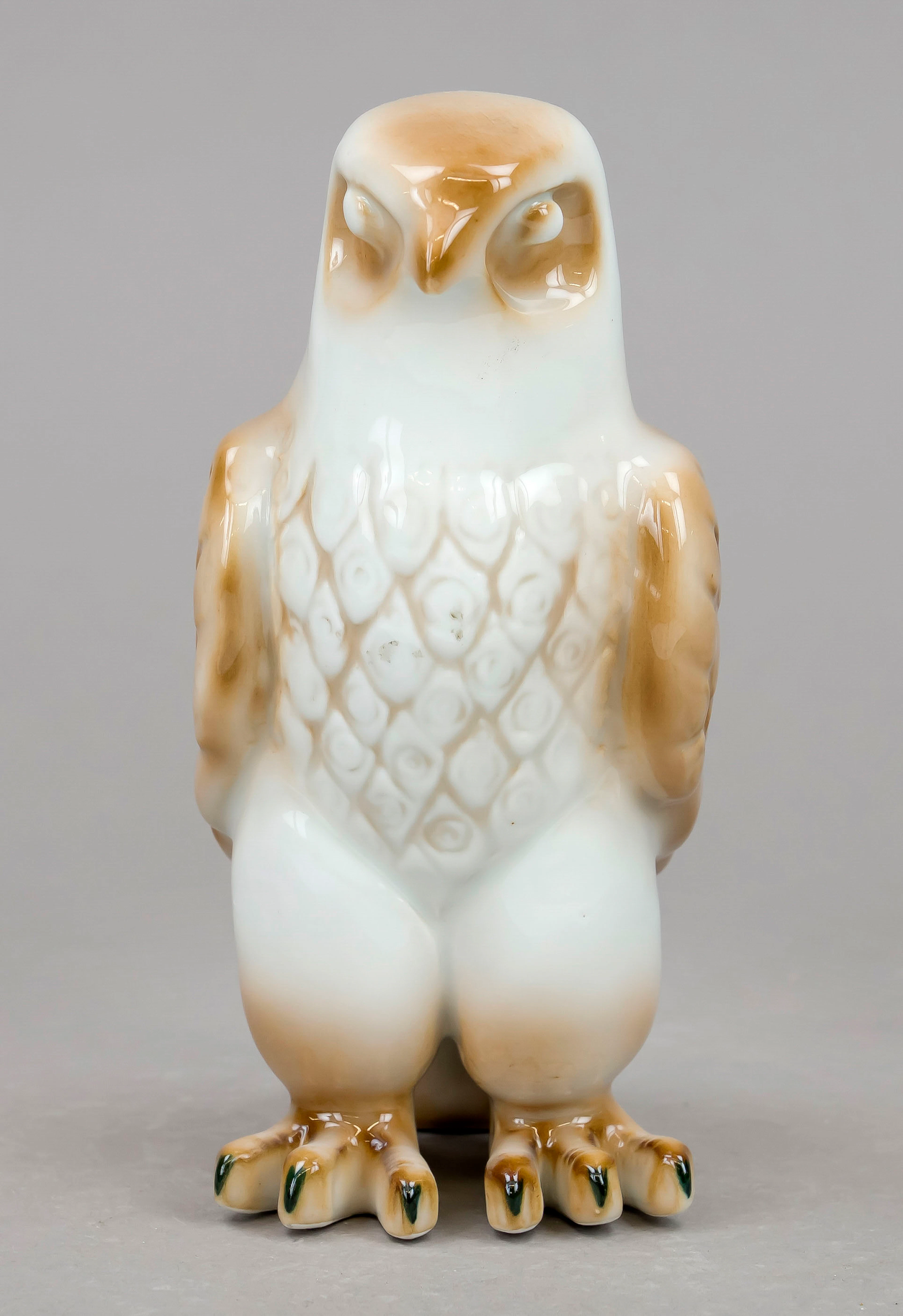 Wachsamer Adler, Zsolnay, Ungarn