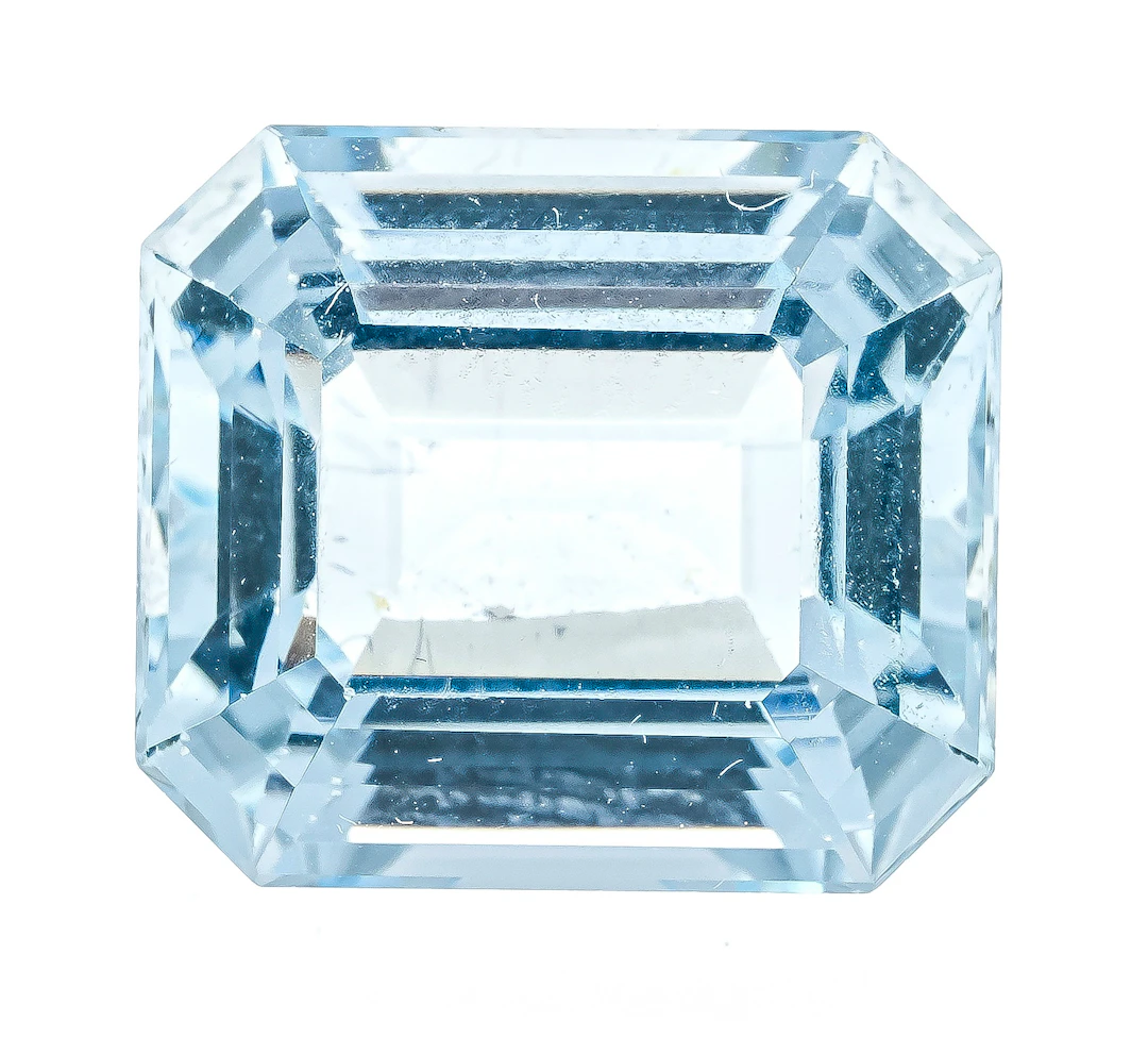Aquamarin 7,92 ct im Smaragdschli