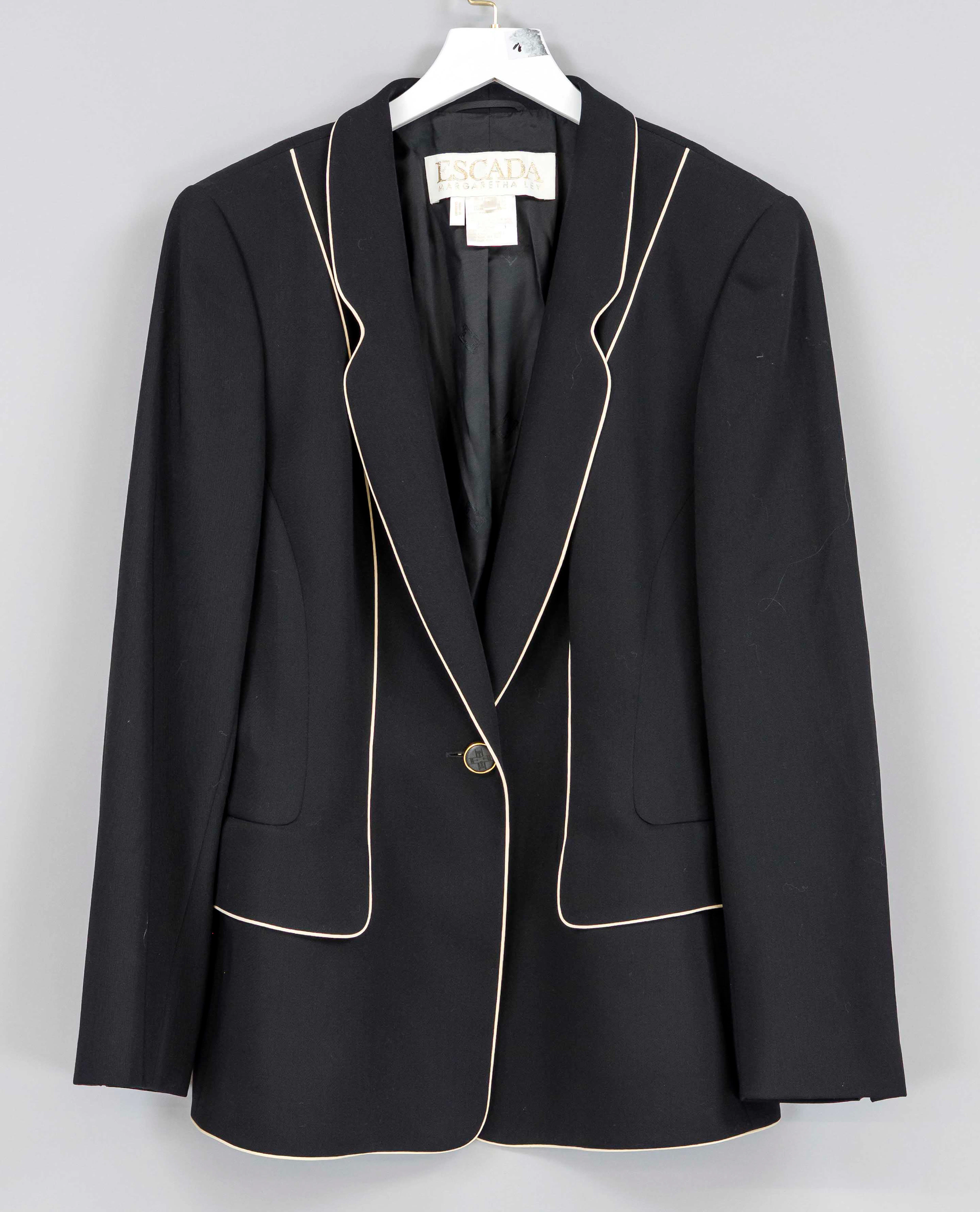 Escada, Vintage Blazer in Schwarz