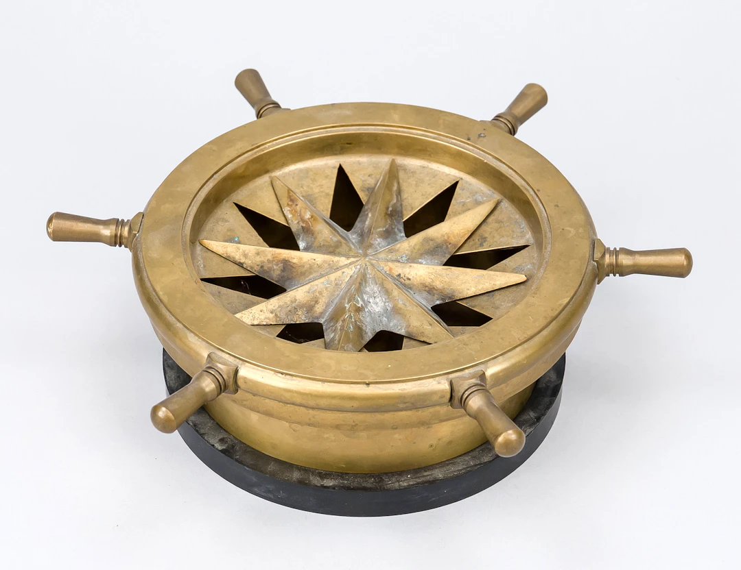 Maritimer Aschenbecher, 2. H. 20.