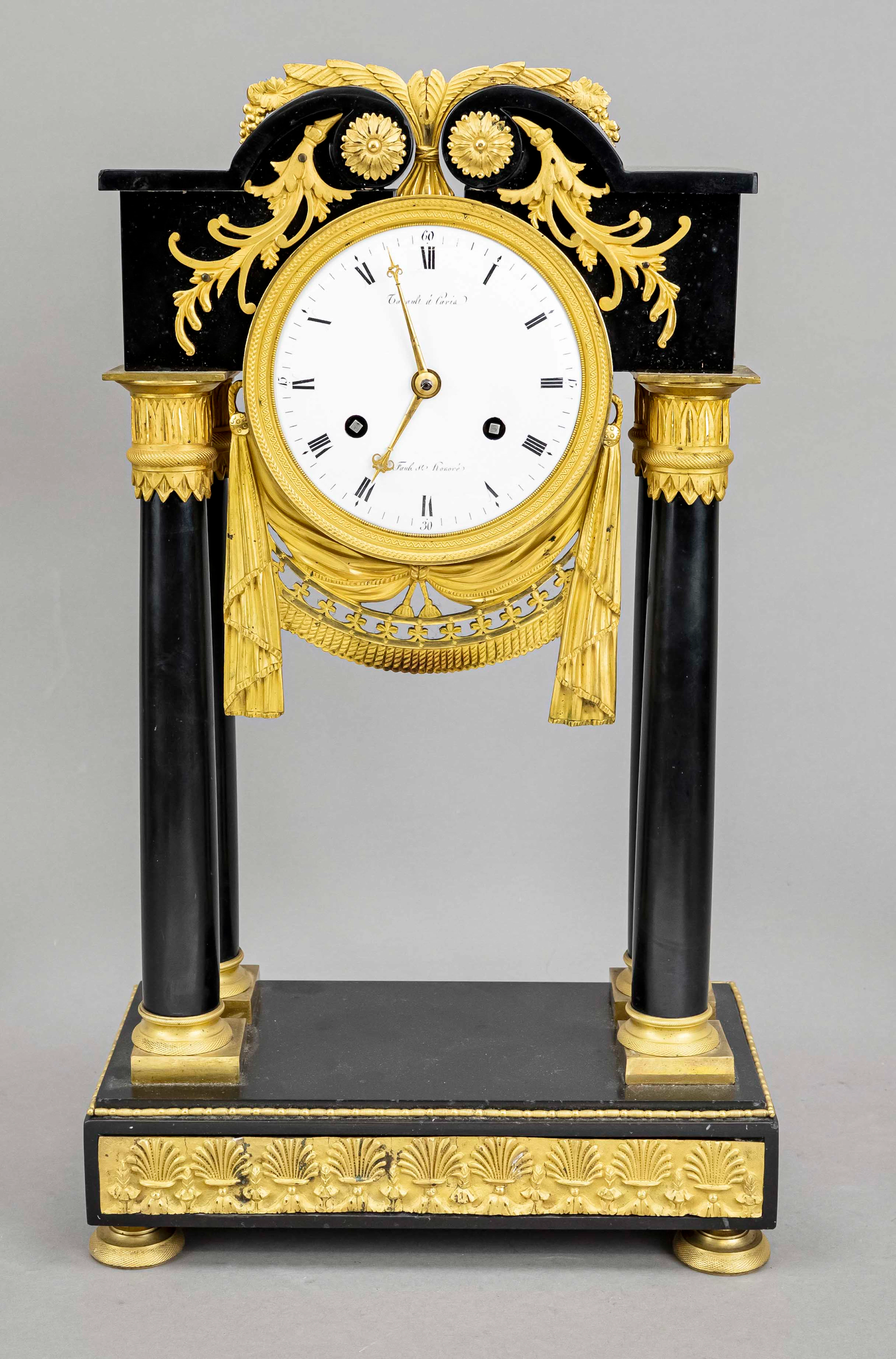 Louis-Seize - Portaluhr, Frankrei
