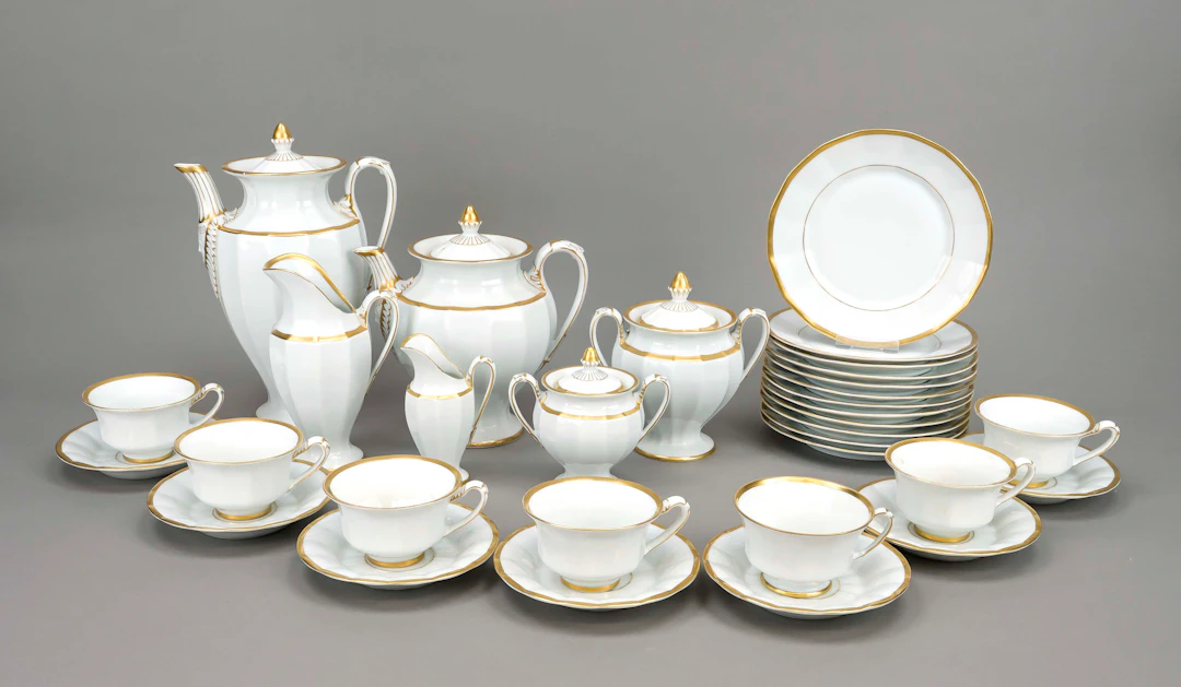 Kaffeeservice für 10 Personen, 38
