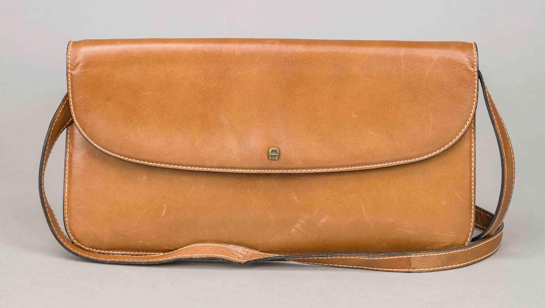 Aigner, Vintage Crossbody Baguett