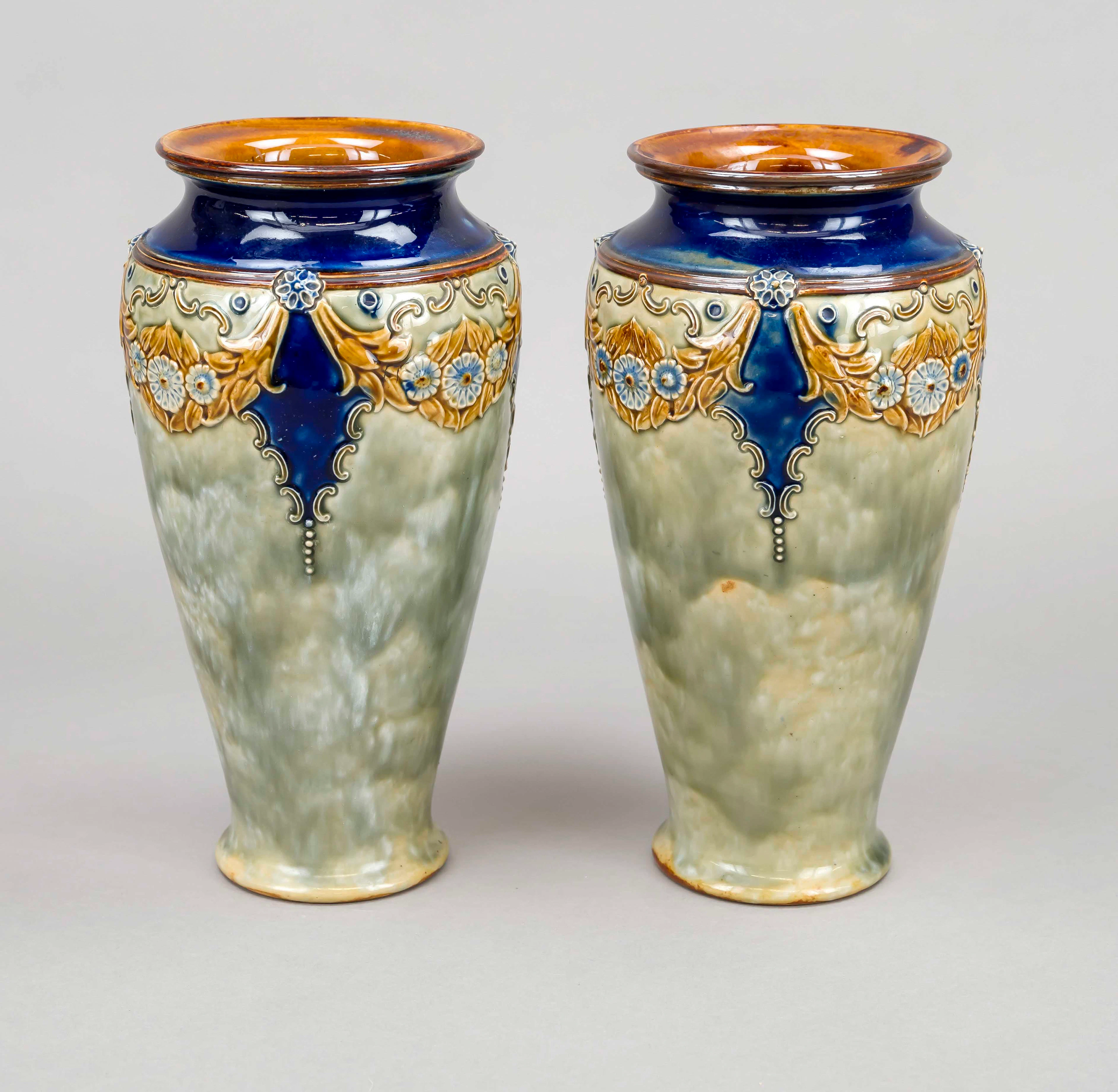 Zwei Keramikvasen, Royal Doulton