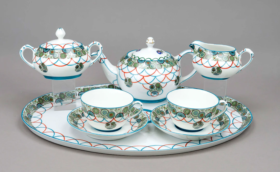 Art Deco, Tete-a-tete auf Tablett