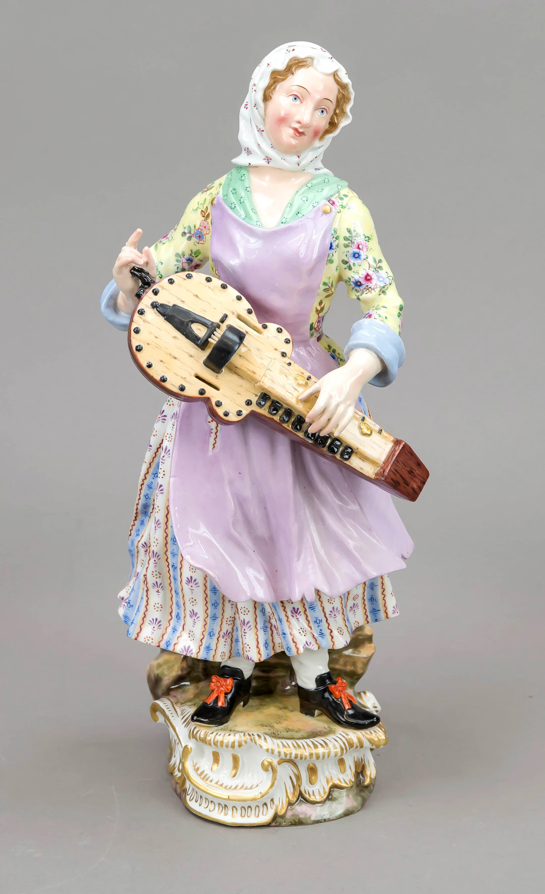 Drehleierspielerin, Meissen, Ende