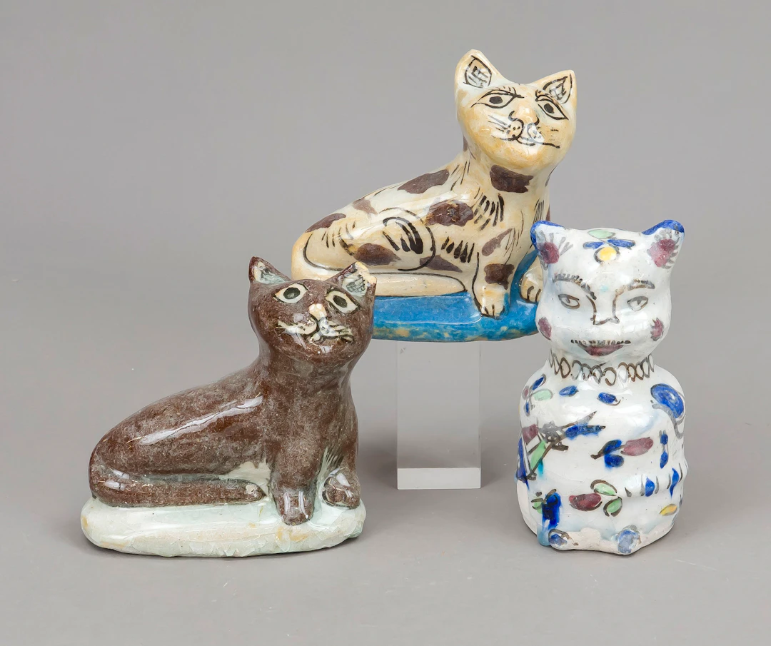 3 Katzen, 20. JH., Steingut, poly