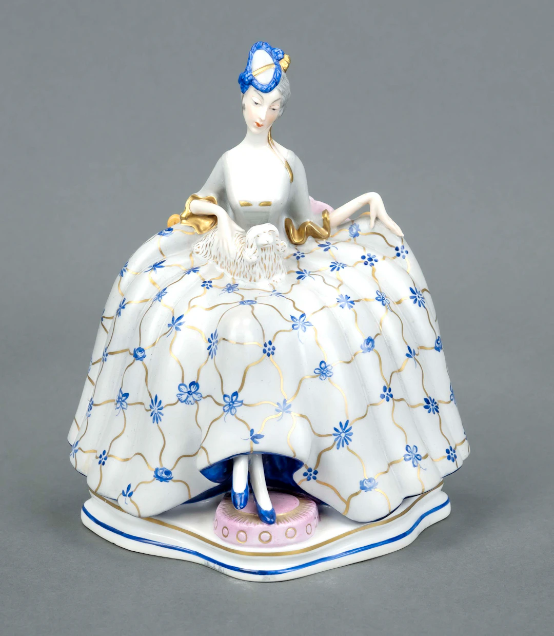 Feine Dame mit Hund, Fraureuth, S