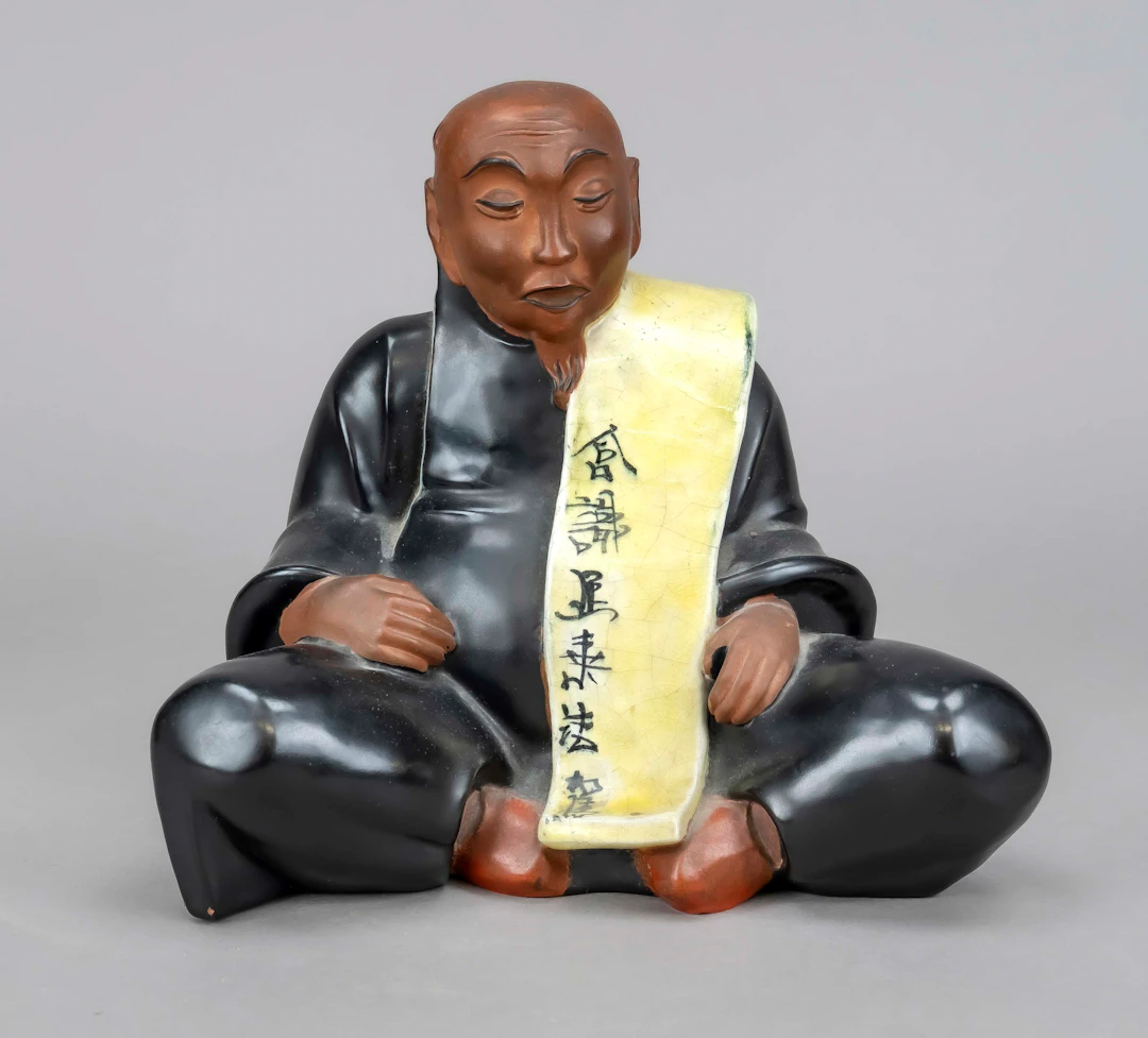Sitzender Chinese, Karlsruher Maj