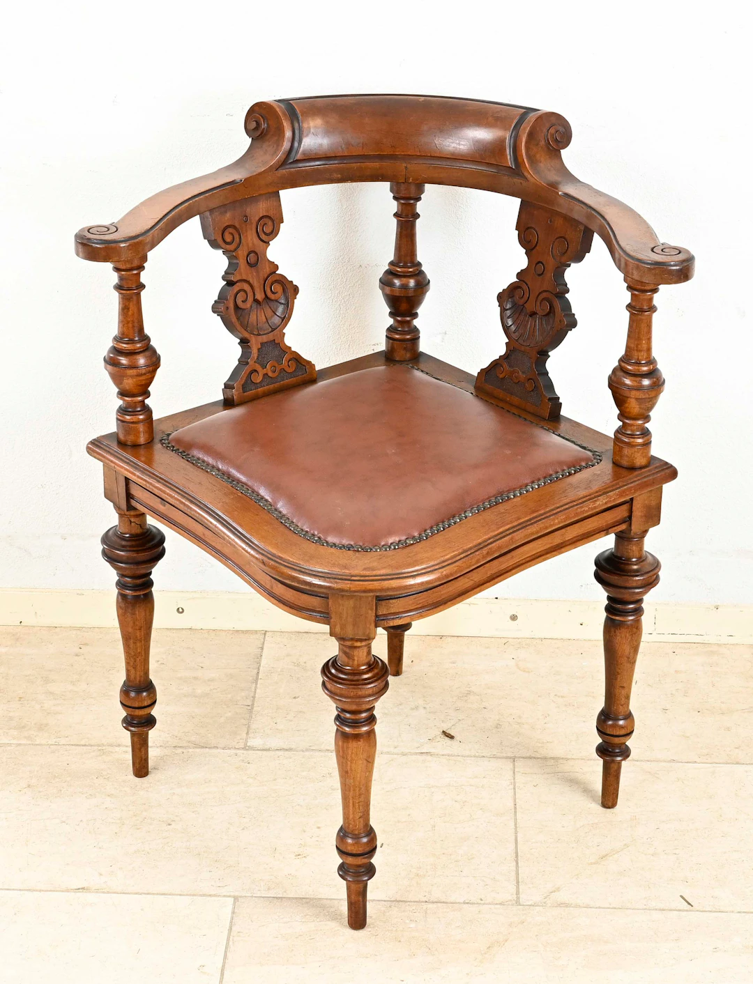 Gründerzeit-Eckstuhl um 1880, Nus