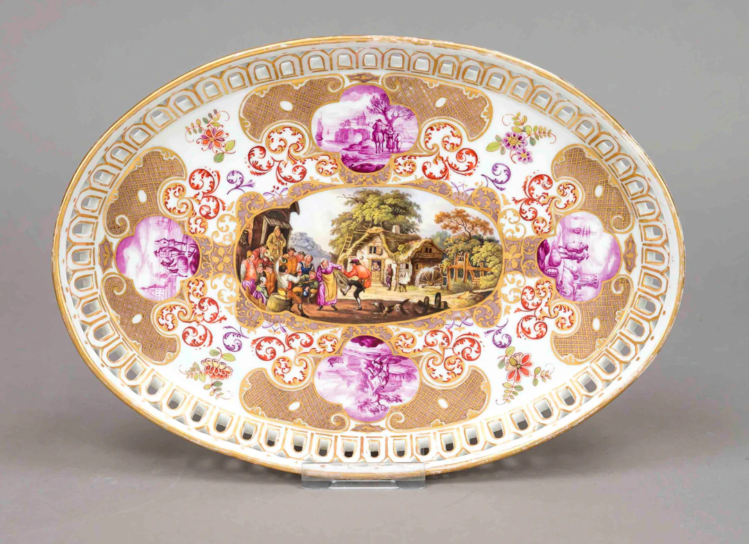 Ovales Tablett, wohl Helena Wolfs