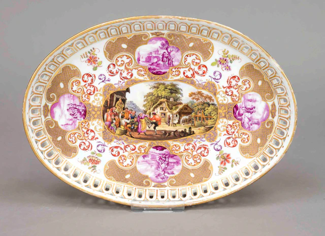 Ovales Tablett, wohl Helena Wolfs