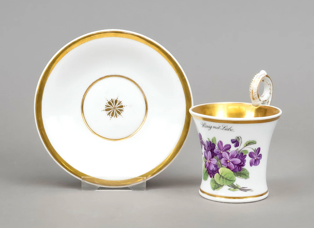 Tasse mit UT, KPM Berlin, um 1830