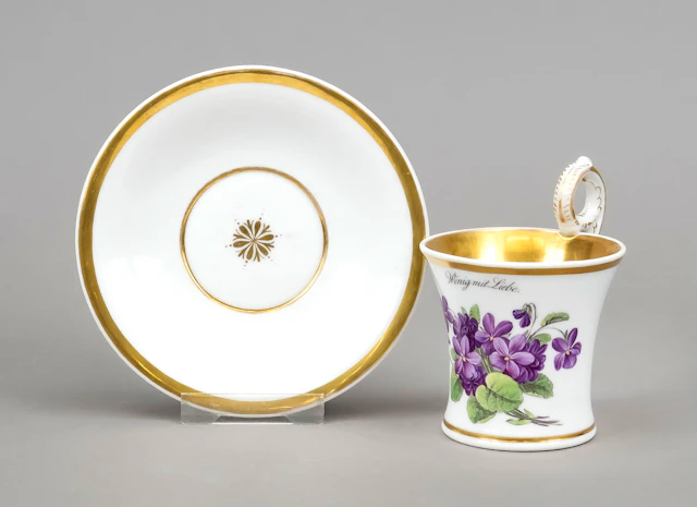 Tasse mit UT, KPM Berlin, um 1830