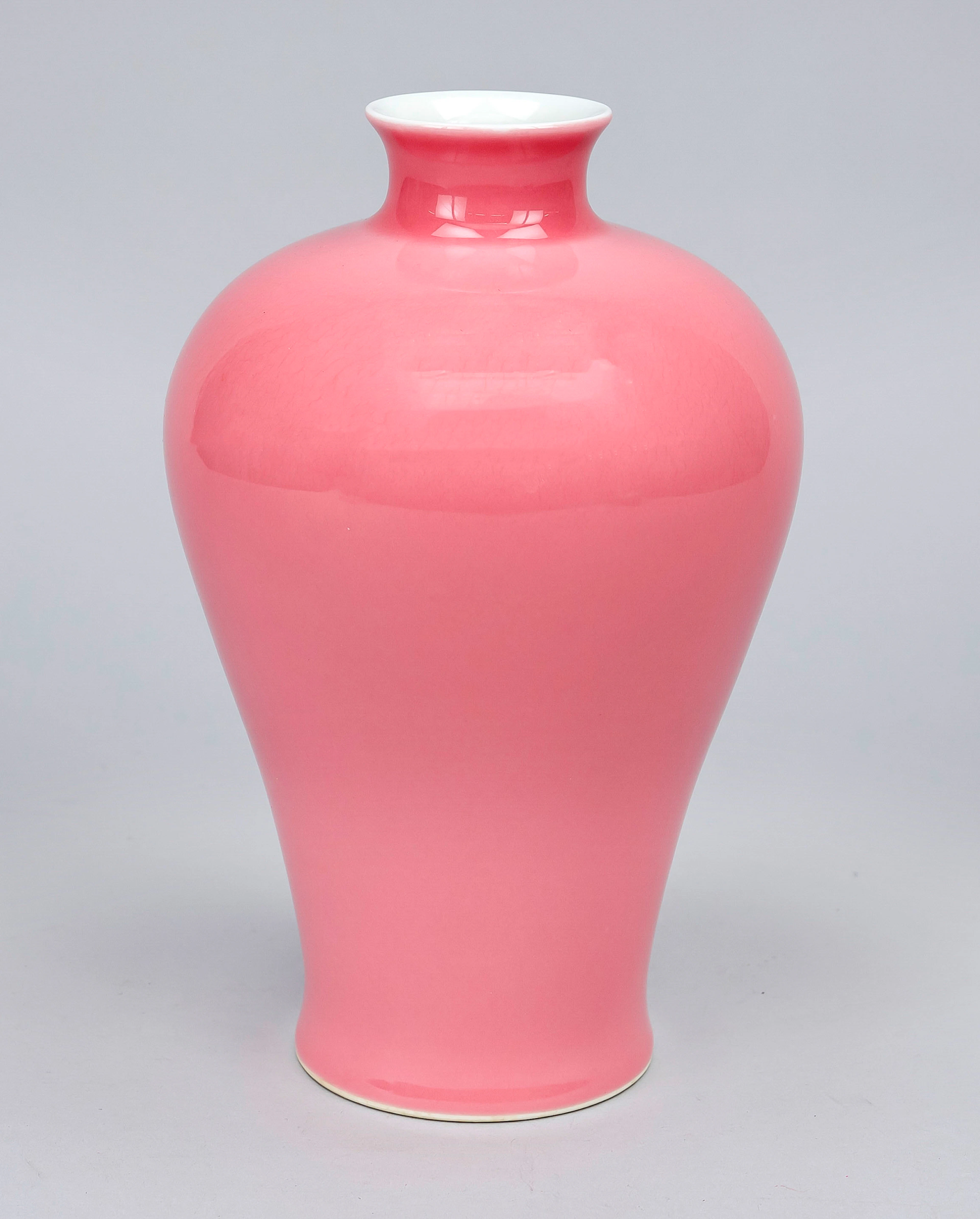 Monochrome Meiping Vase, China, R