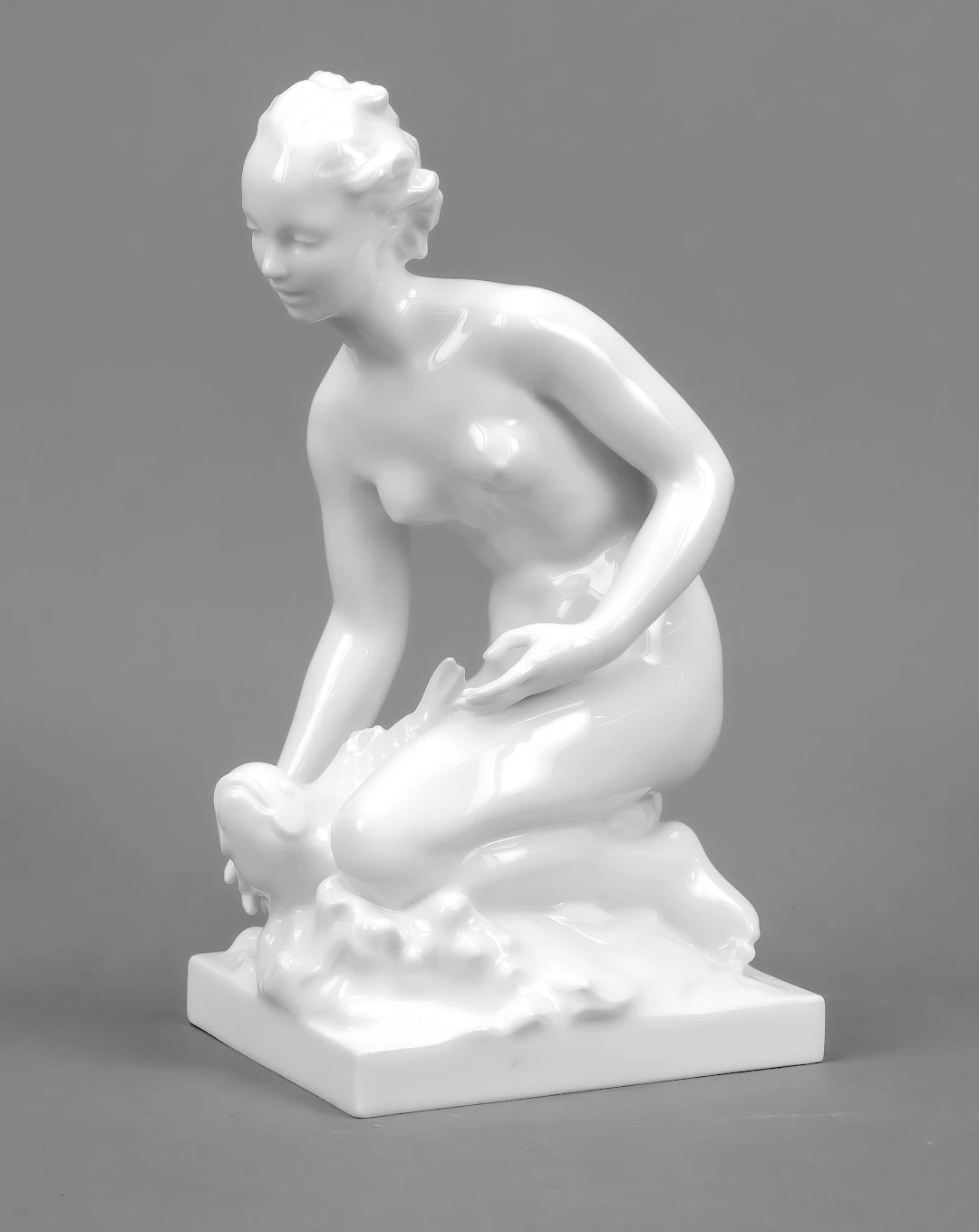 Mädchen mit Fisch, KPM Berlin, Ma