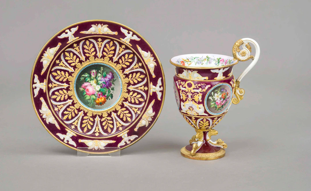 Seltene Tasse mit UT, Sevres, Fra