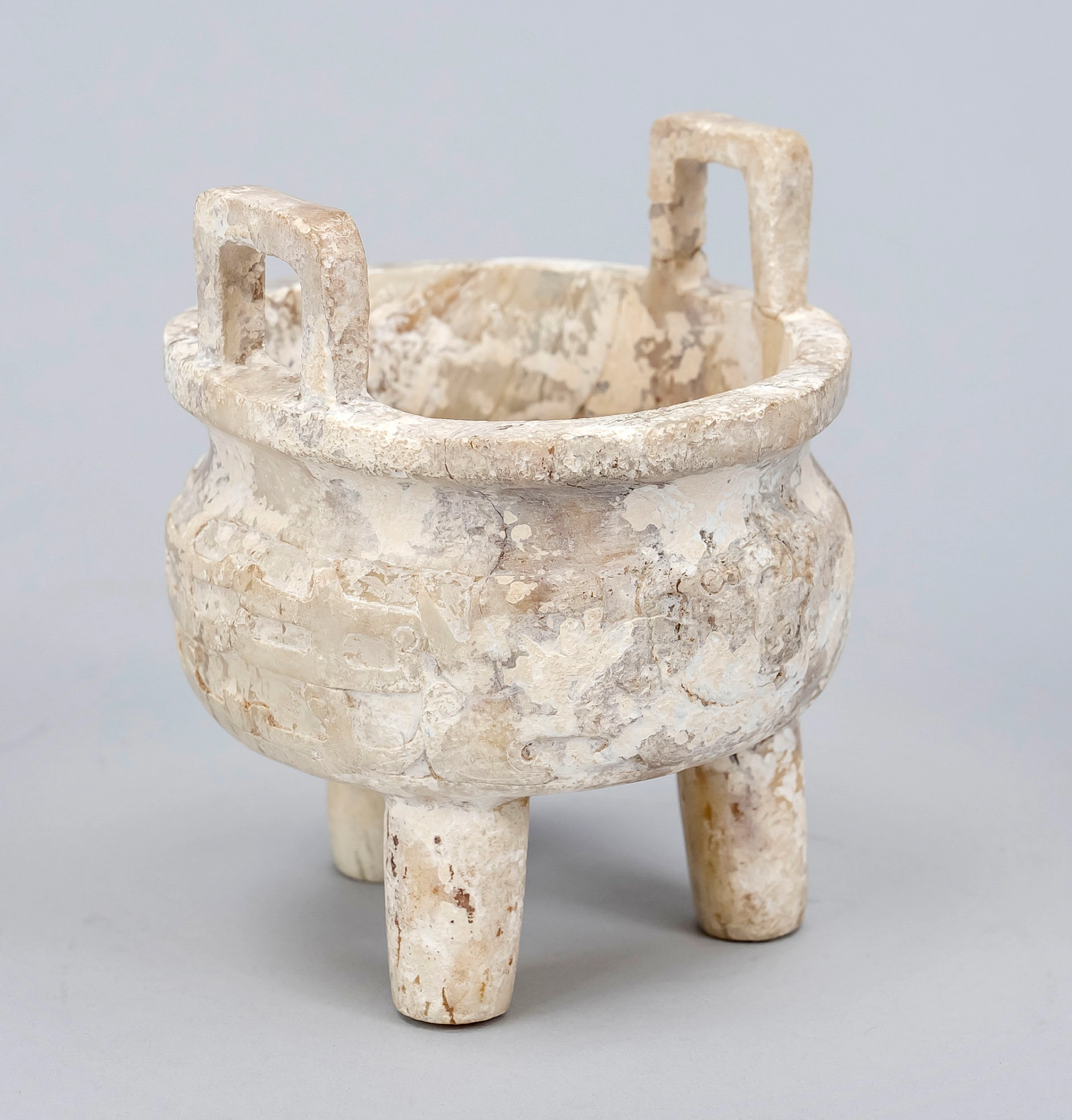 Tripod Censer, China, Alter ungew