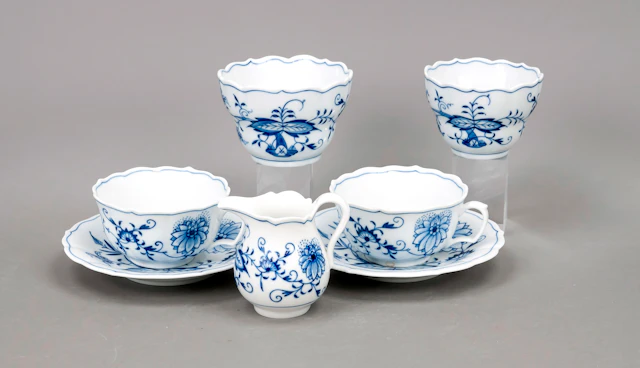 Konvolut von 7 Teilen, Meissen, 2