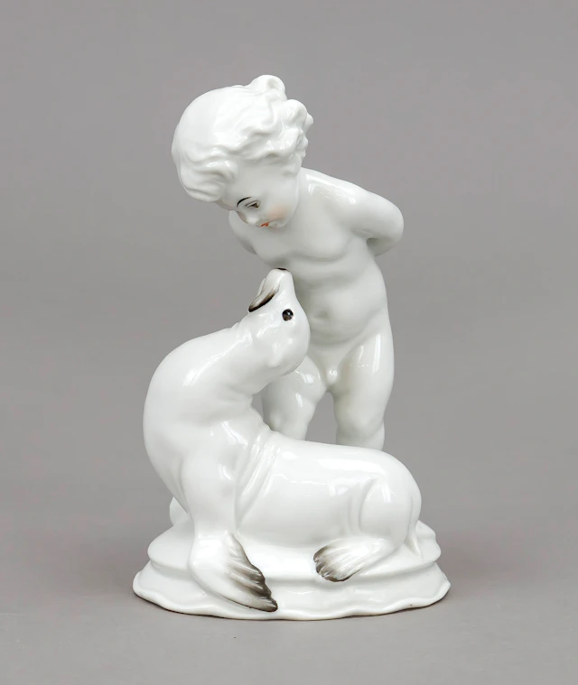 Putto mit Seehund, Rosenthal, 1.