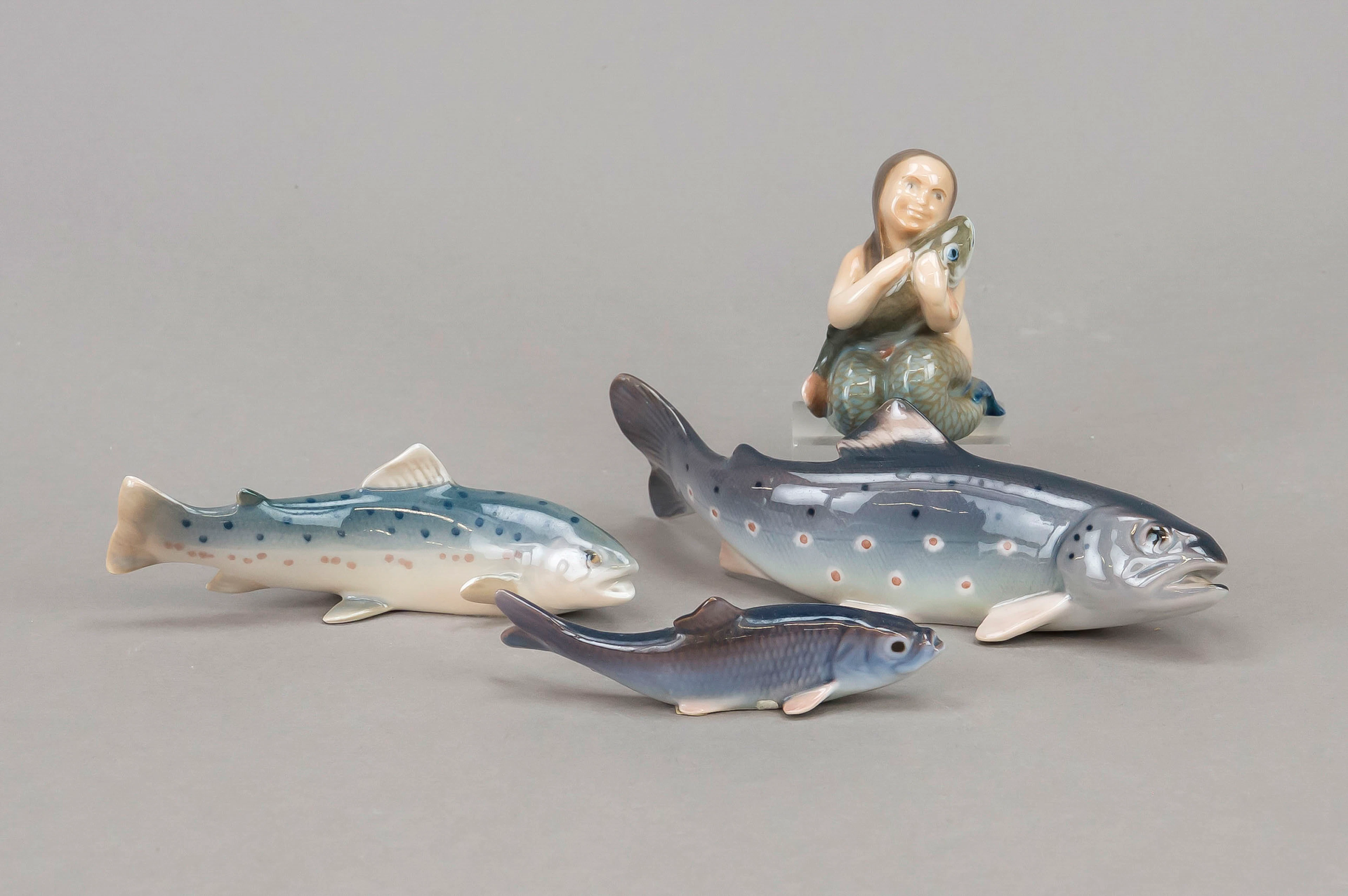 Drei Fische u. Meerjungfrau mit F