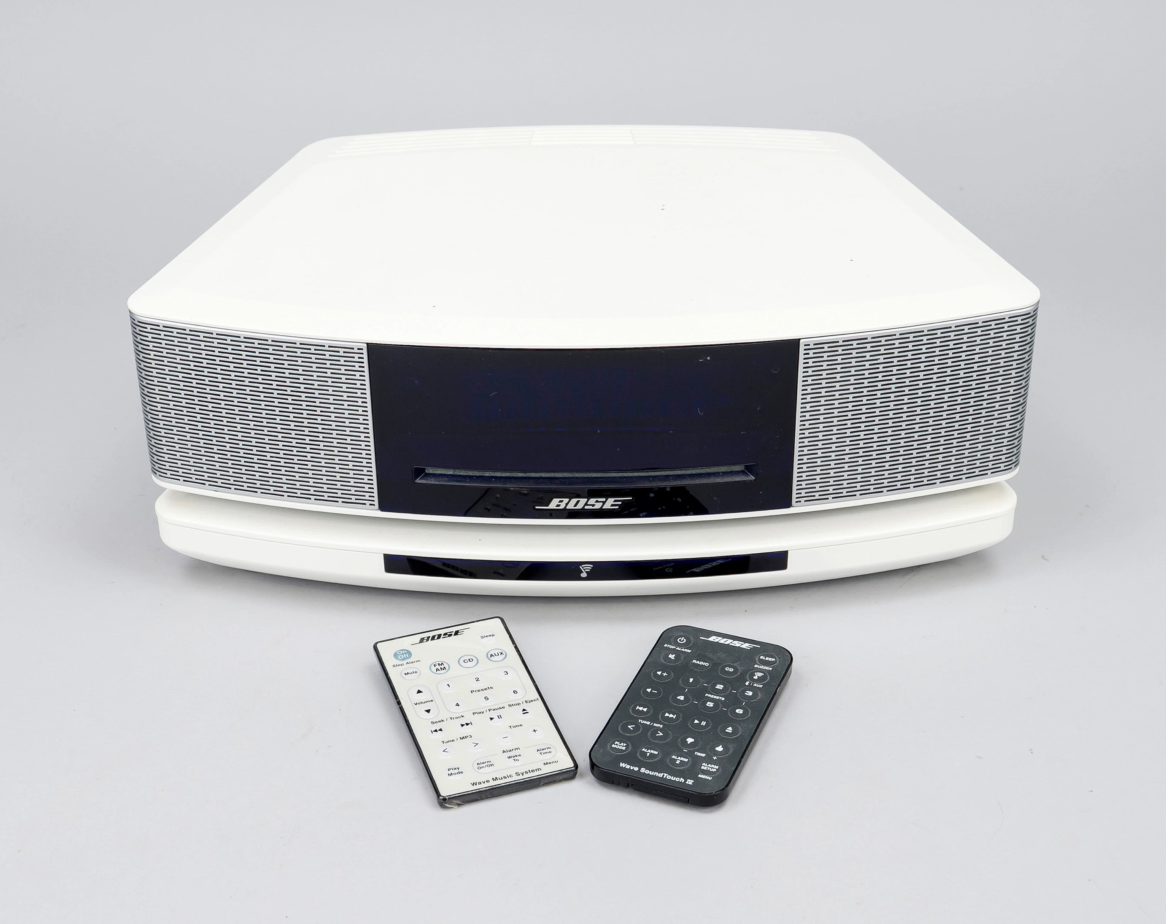 Bose Wave Music System IV, Radio