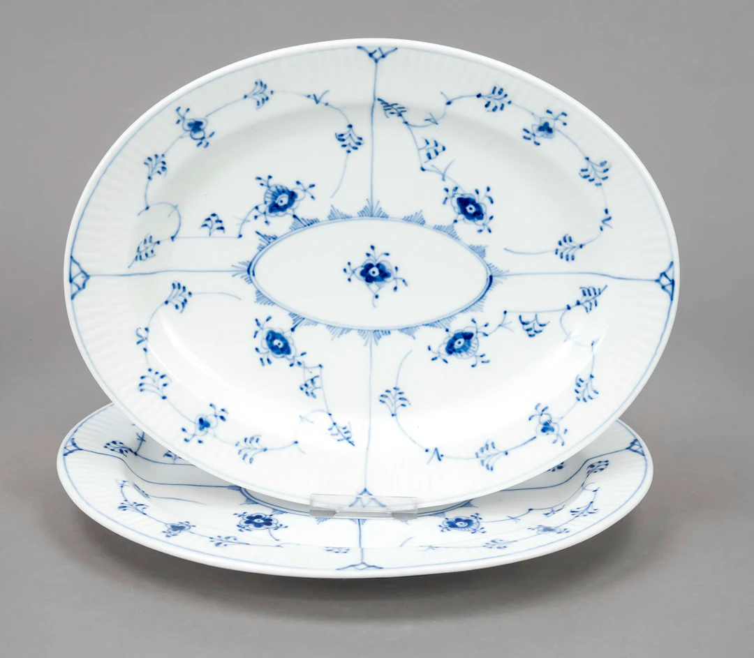 Zwei ovale Vorlegeplatten, Royal