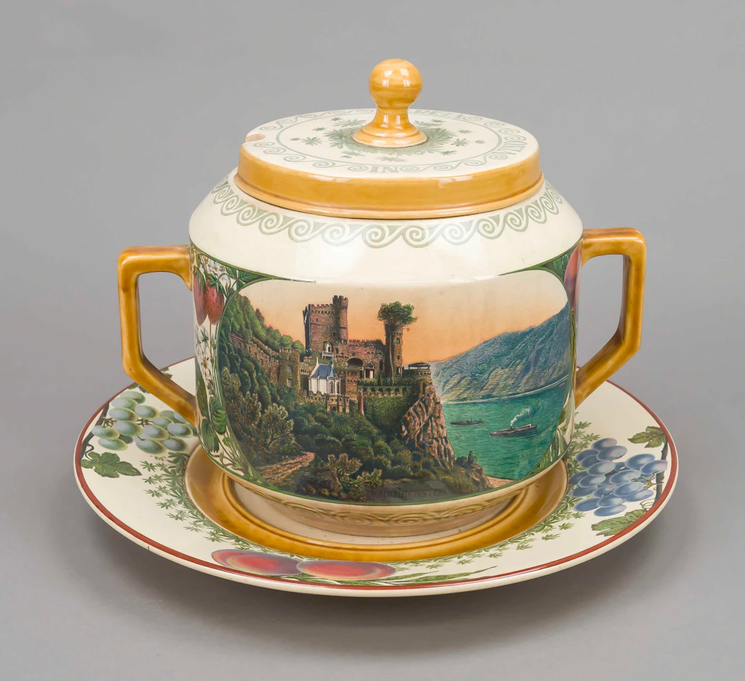 Große Bowle, Mettlach, um 1900, k