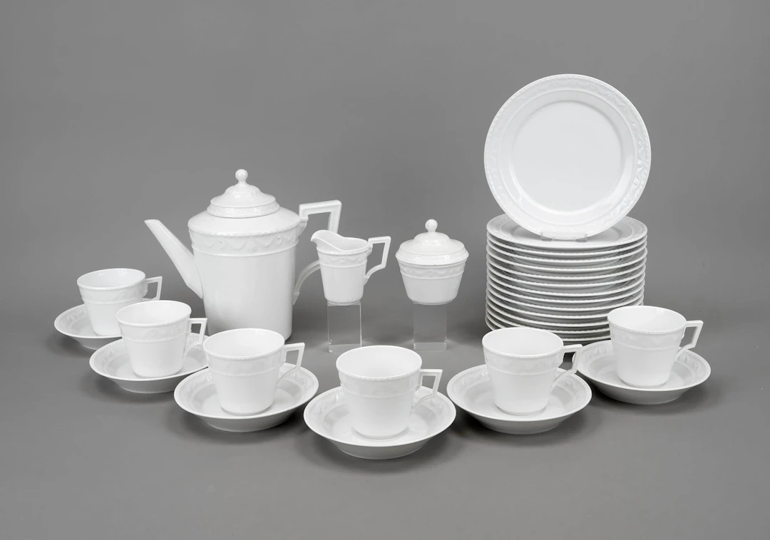 Kaffeeservice für 10 Personen, 38