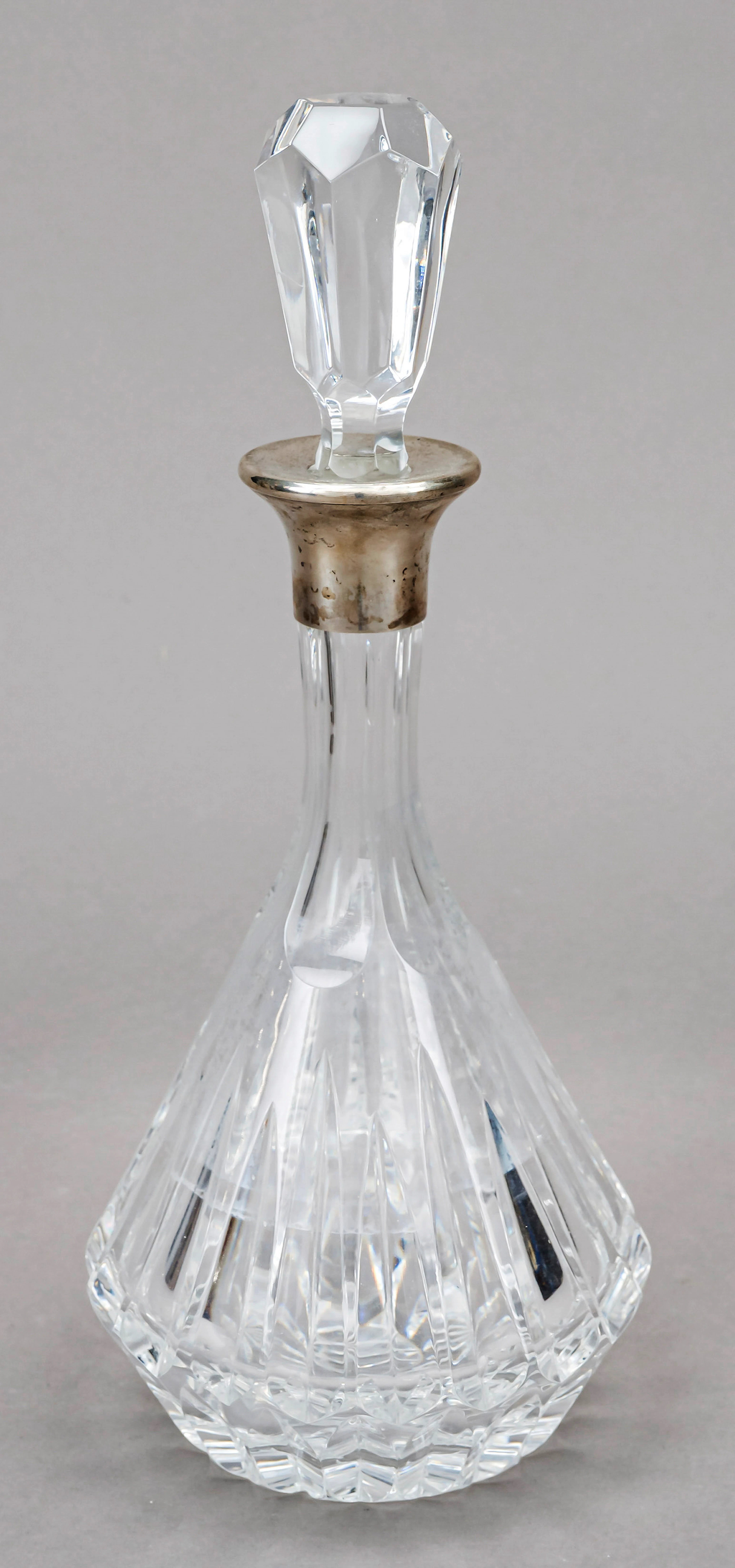 Karaffe mit Silberhalsmontage, 20