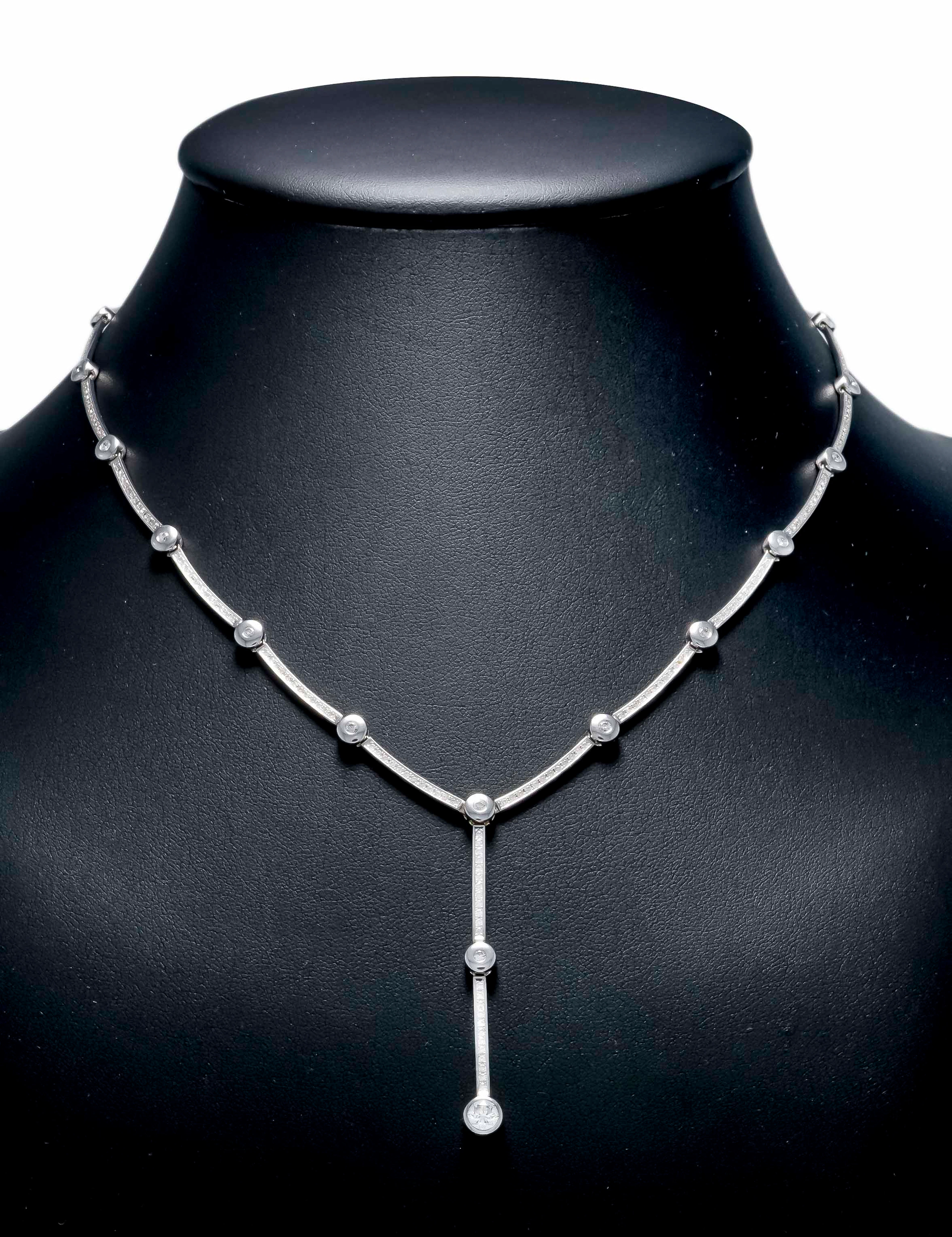 Ypsilon Brillant-Collier WG 750/0