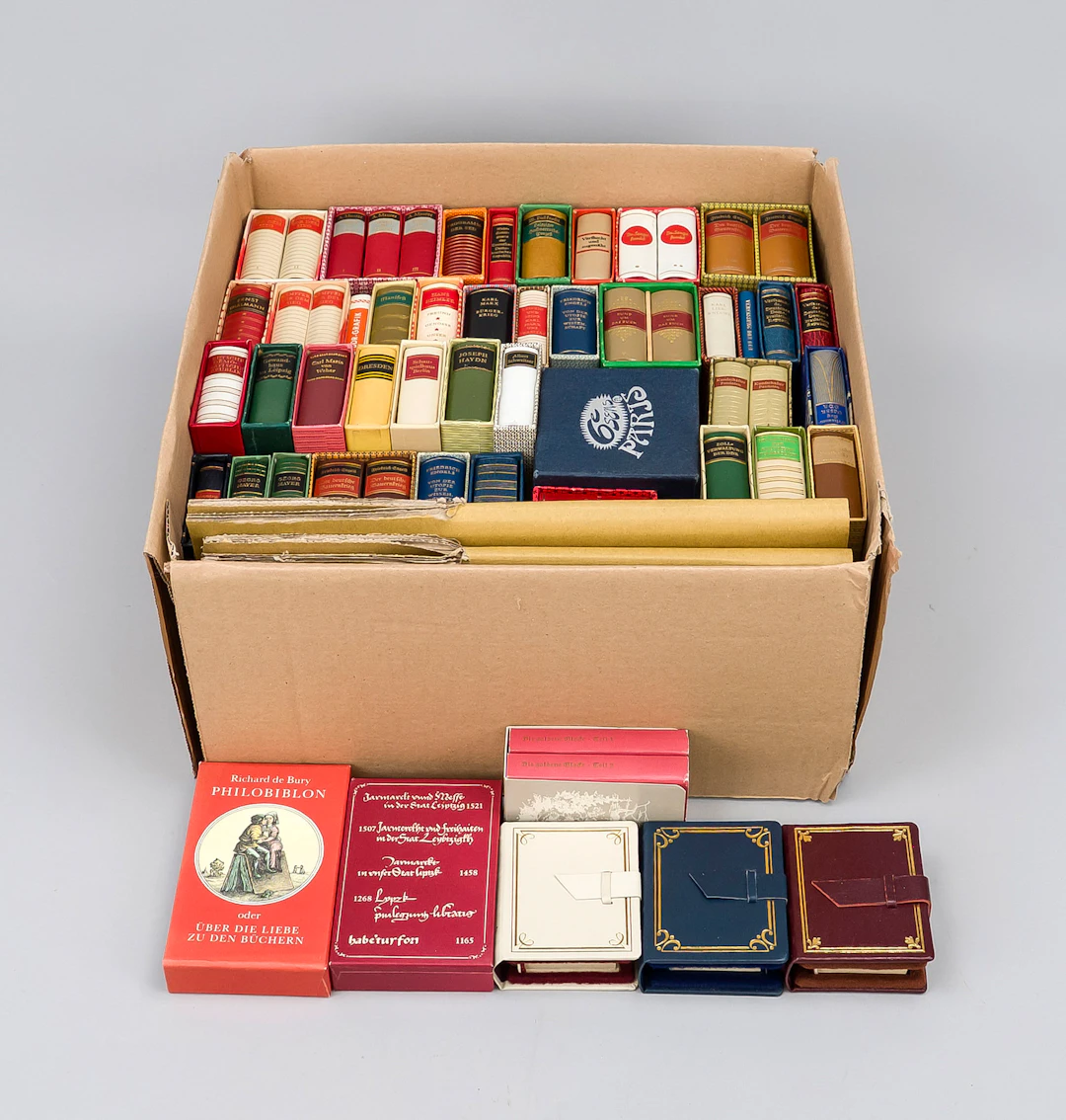 Konvolut ca. 100 Mini Bücher DDR