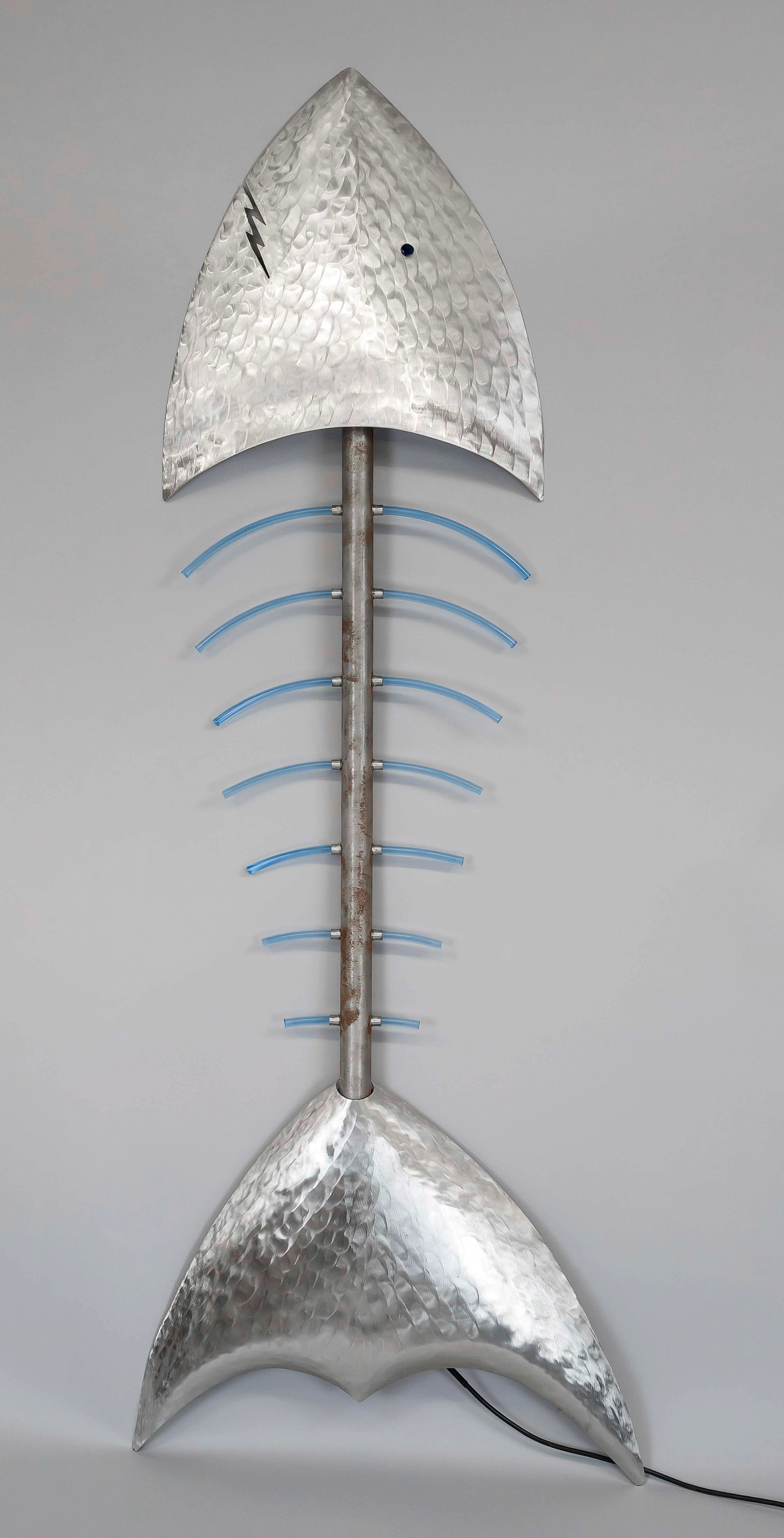 Wandlampe bzw Lichtskulptur ''Hai