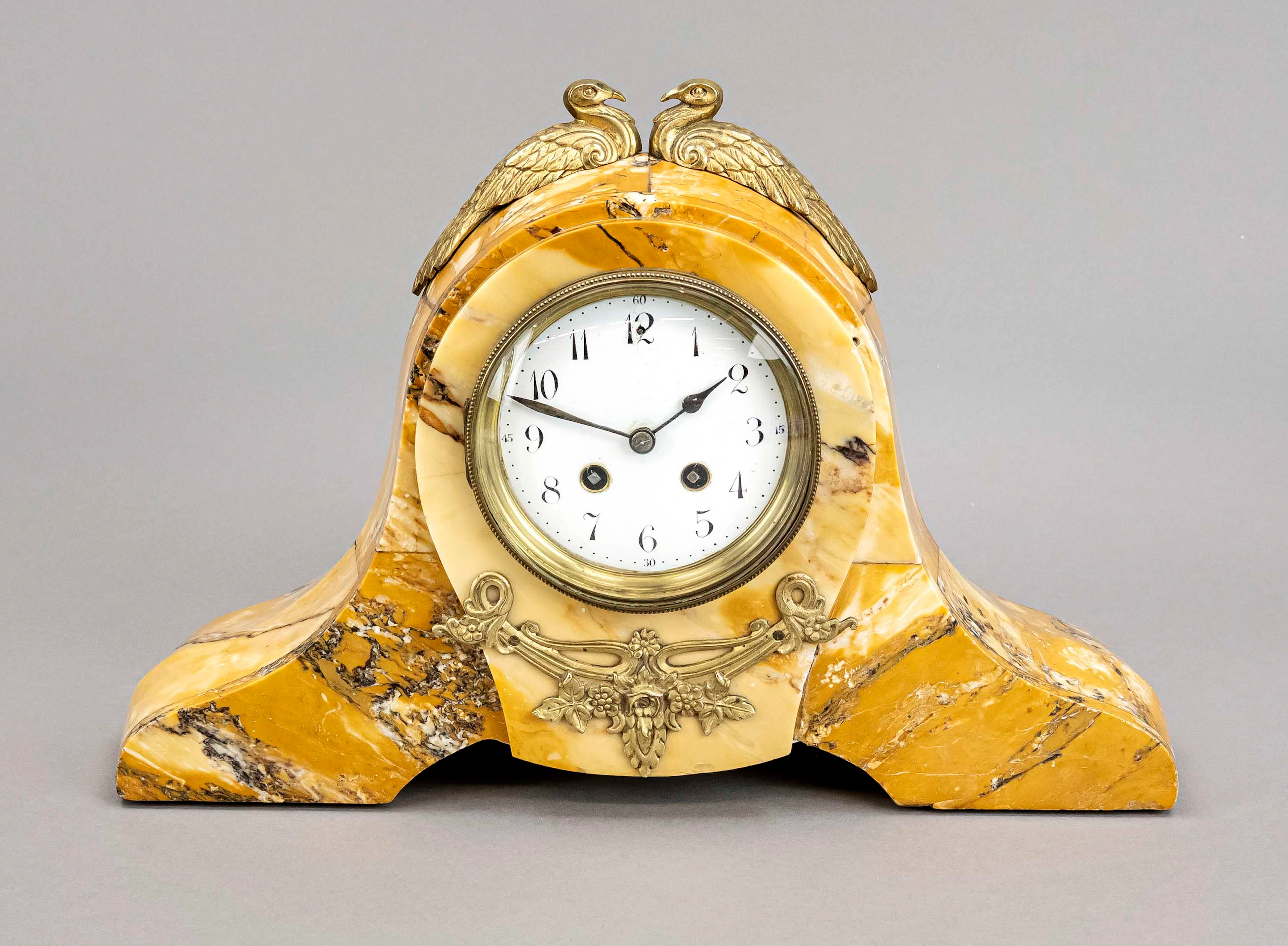 Jugendstil Kaminuhr um 1910, beig