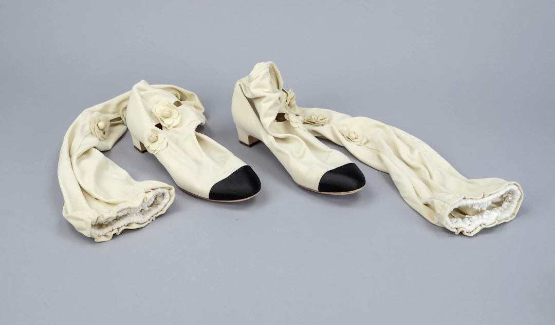 Chanel, cremeweiße Vintage Overkn