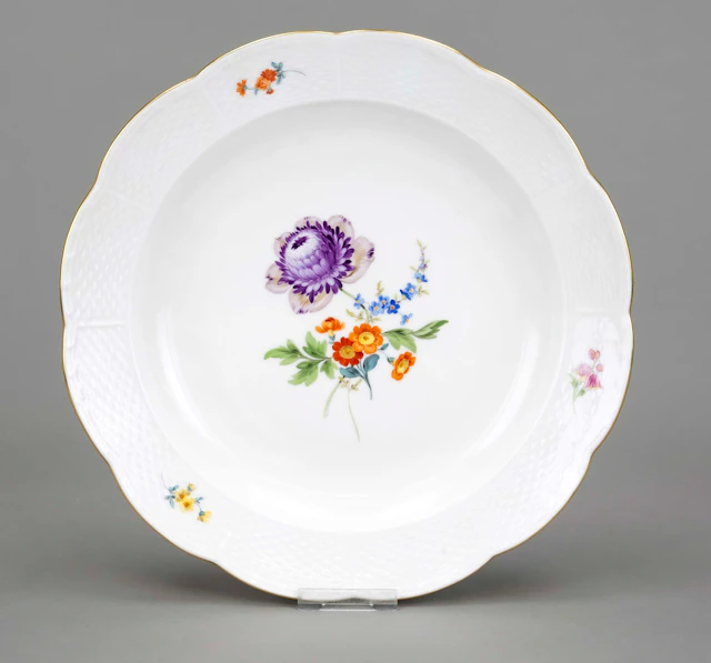 Großer tiefer Teller, Meissen, 19