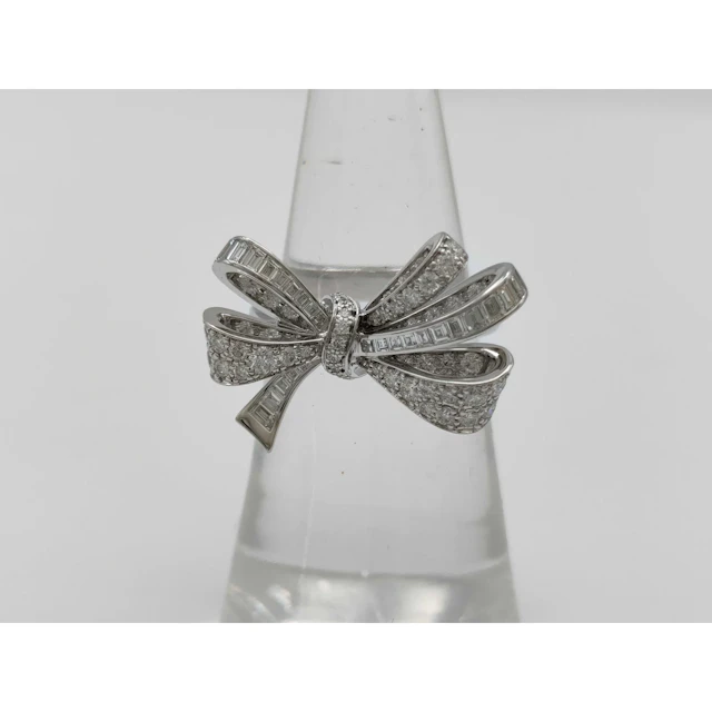 Graff Tildas Bow Diamond 18K White Gold Ring
