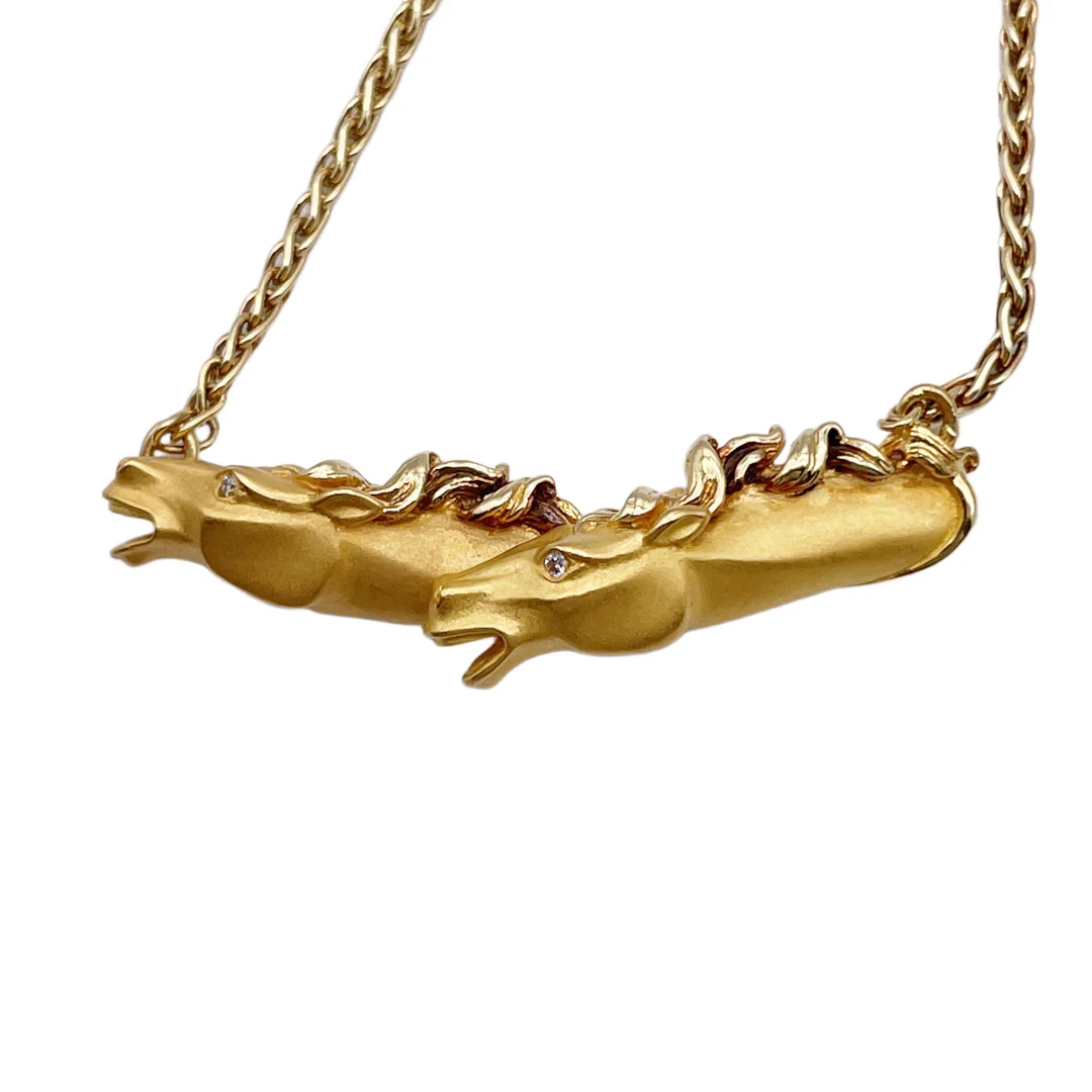 Carrera y Carrera 18K Yellow Gold Sculpted Horse Pendant Necklace