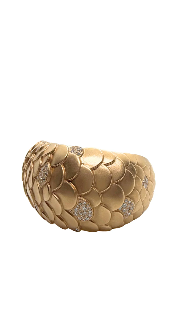 Pomellato Sirene Limited Edition Diamond Rose Gold Mermaid Scales Cuff Bracelet
