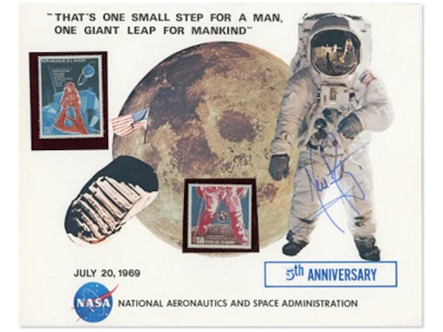 Neil Armstrong Apollo 11 5th Anniversary Signed Photo - Grad
