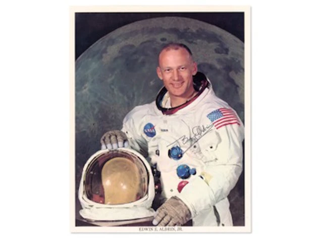 Buzz Aldrin Signed NASA Portrait - Grad