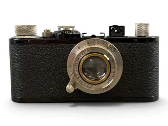 Leica Standard Black Camera