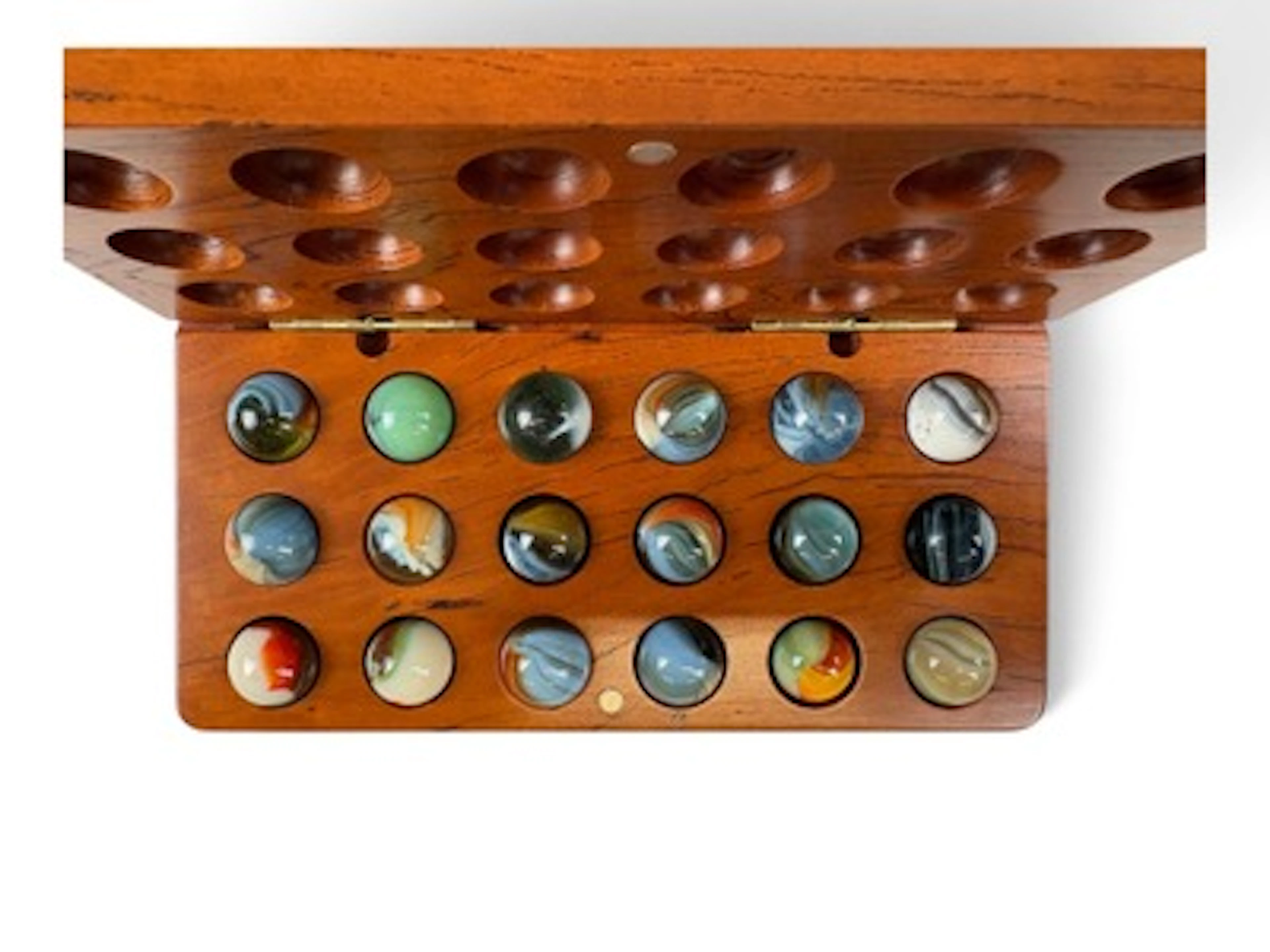 18 Prewar Master Marble Assortment