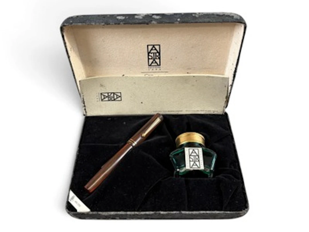 Delta Astra Edizione 1995 Fountain Pen