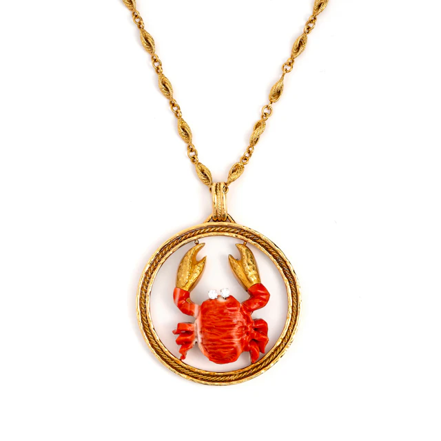 Lunga collana con Corallo e Diamanti. Oro giallo 18kt, lunga catena